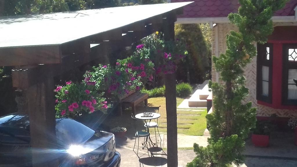 Pousada Toca Dos Tucanos Campos do Jordão Εξωτερικό φωτογραφία